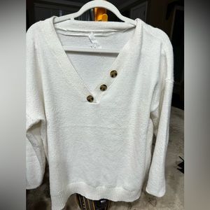 1x cream sweater